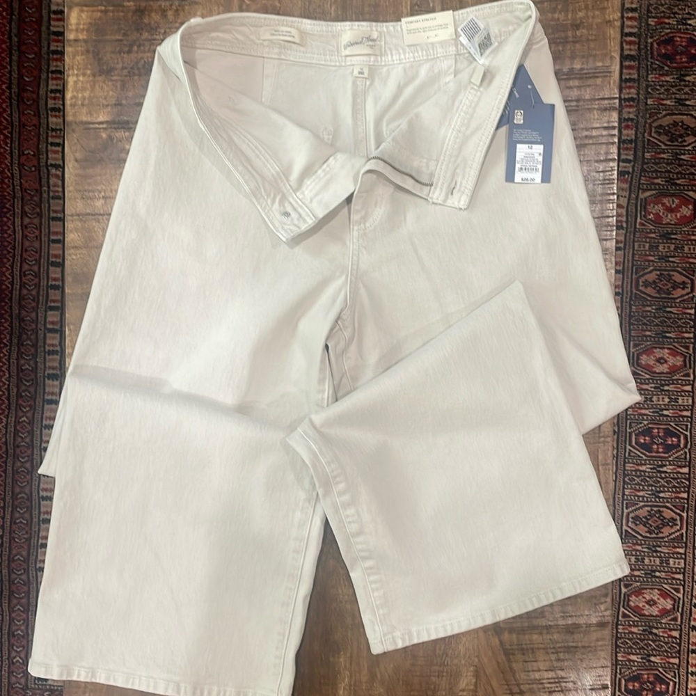 Universal Thread, High Rise Wide Leg Ankle Pant